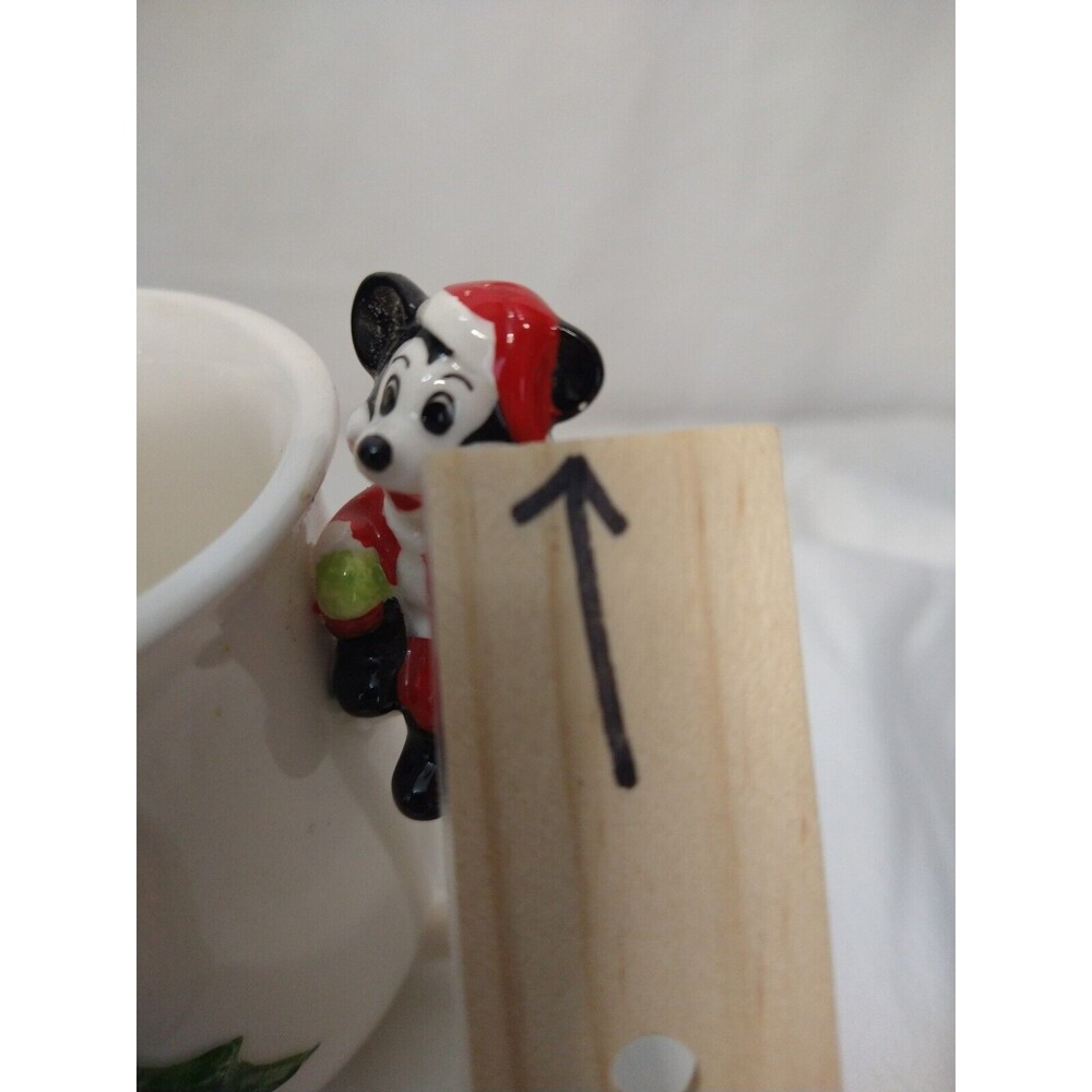 Vintage CHRISTMAS Mug Mickey Mouse on Handle W/Holly Ceramic Walt Disney Coffee - Picture 6 of 16